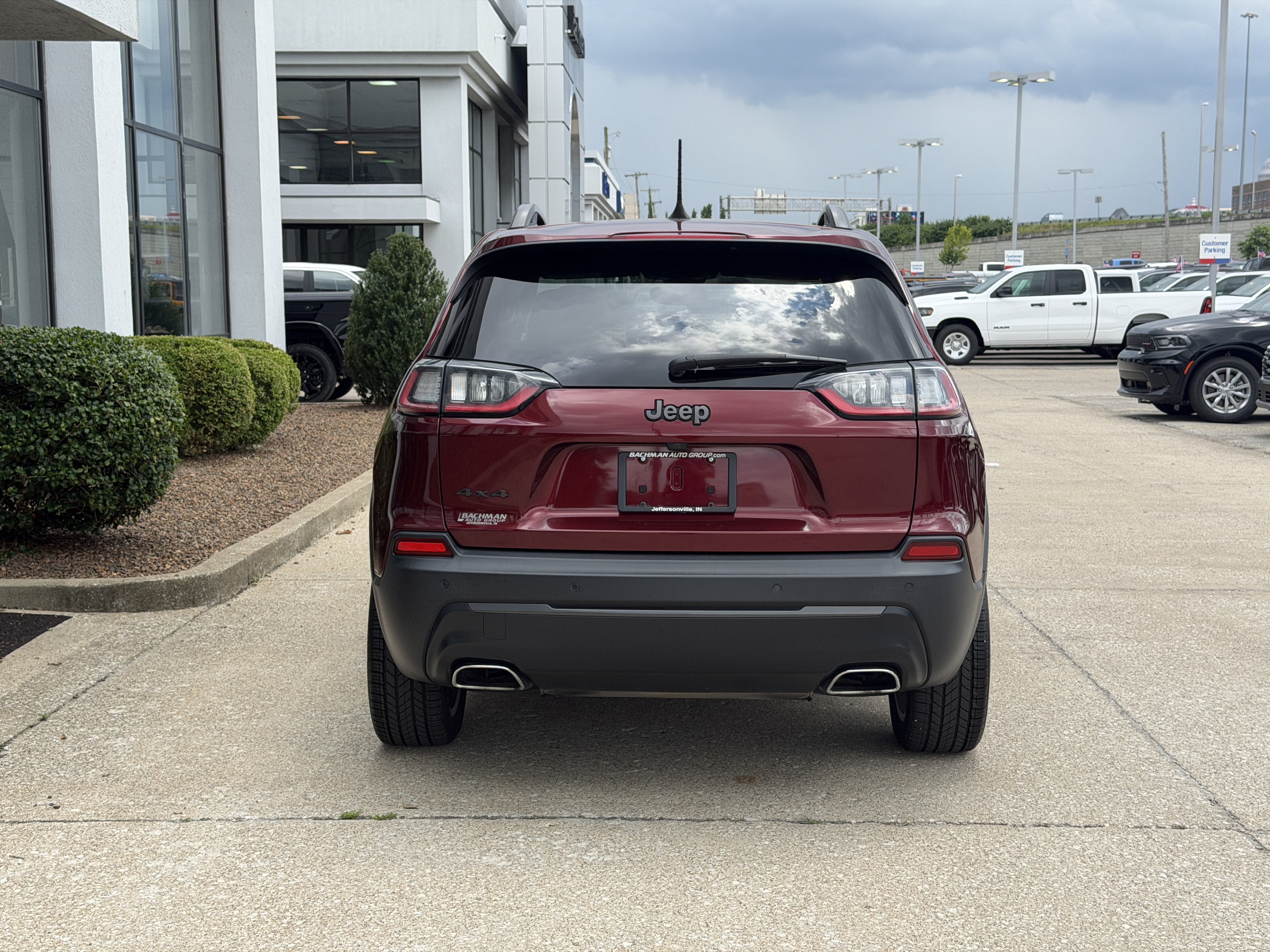 Used 2021 Velvet Red Pearlcoat Jeep 80th Anniversary image 7