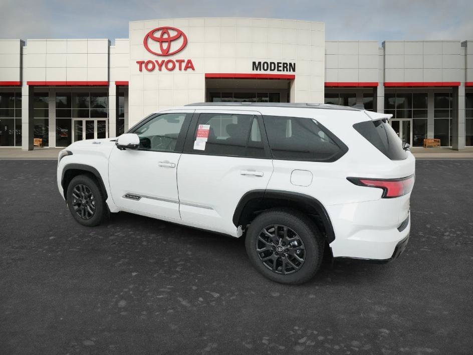 New 2026 Wind Chill Pearl Toyota Platinum image 12