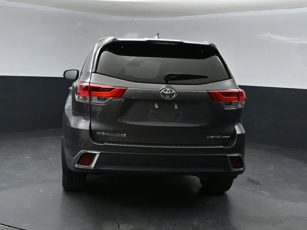 Certified Used 2019 Gray Toyota Limited image 4