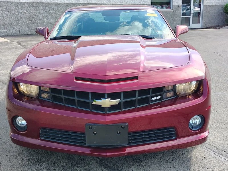 Used 2010 Red Jewel Tintcoat Chevrolet 1SS image 3