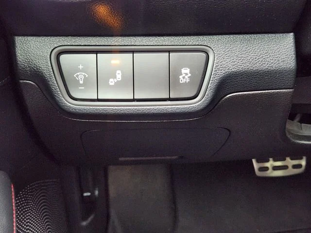 2024 Kia Forte GT - Photo 23