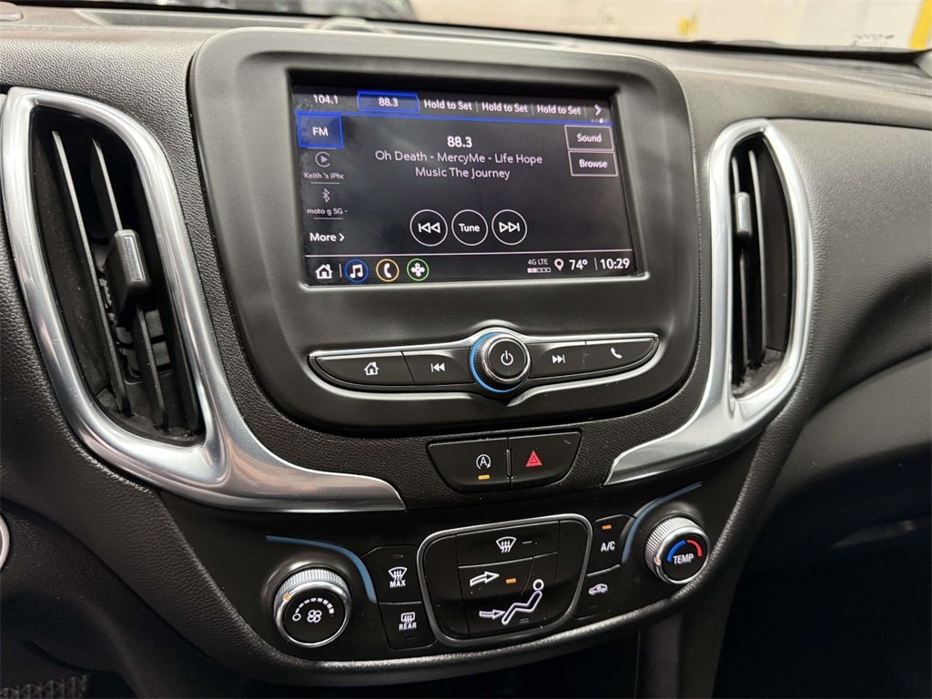 2023 Chevrolet Equinox LT photo 3