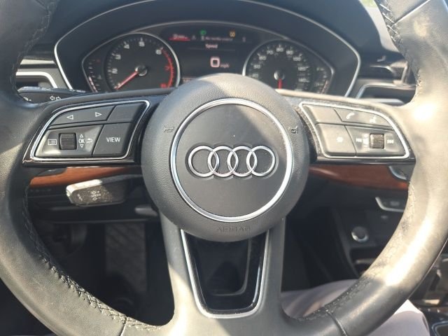 Used 2022  Audi 40 Premium image 10
