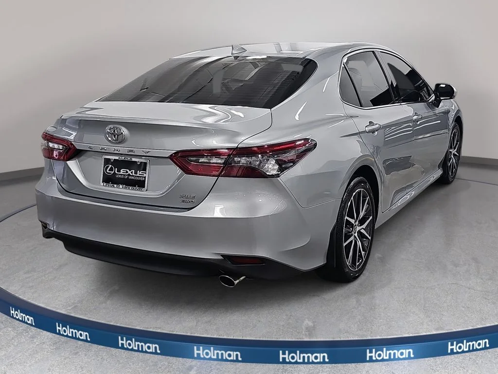 Used 2023 Silver Toyota XLE image 6