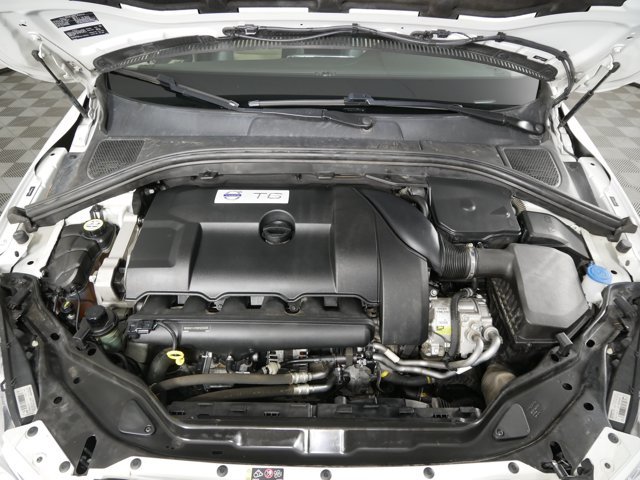 Used 2013 Ice White Volvo T6 w/ Platinum Pkg & Climate Pkg image 29