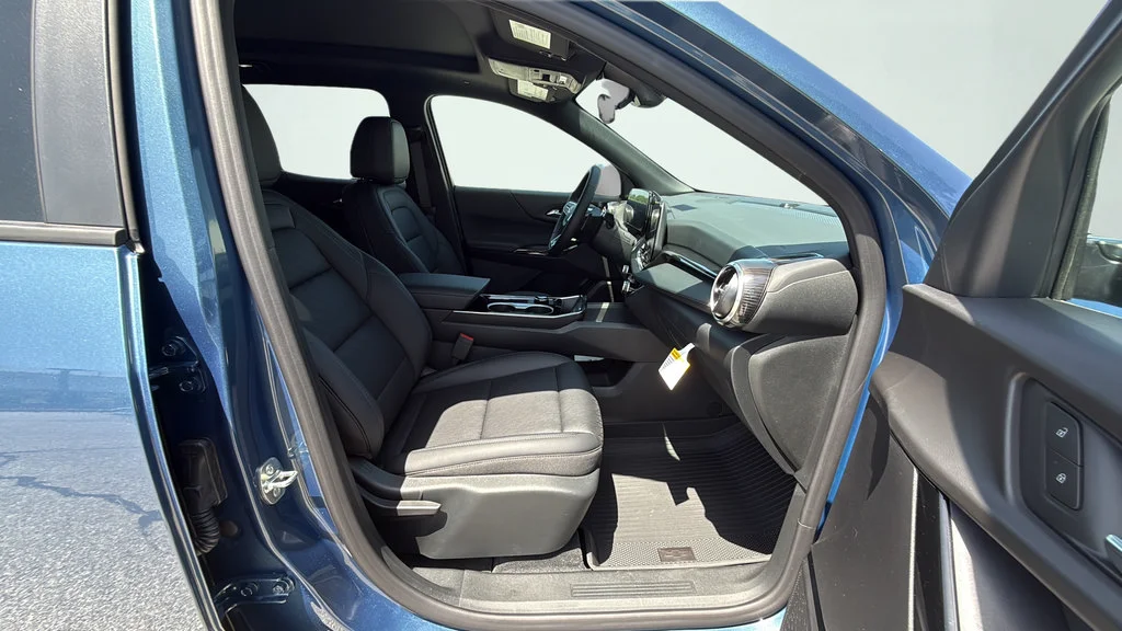 New 2027 Lakeshore Blue Metallic Chevrolet AWD LT image 41
