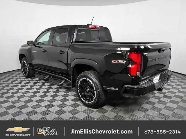 New 2026 Black Chevrolet Z71 image 31