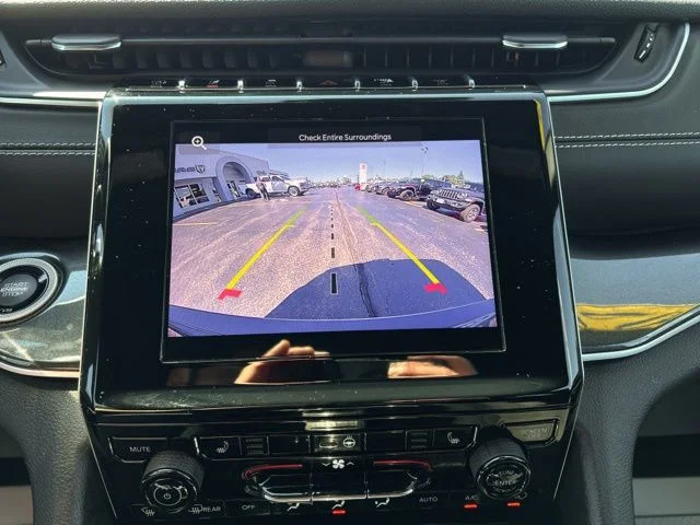 Used 2022 Gray Jeep Altitude image 45