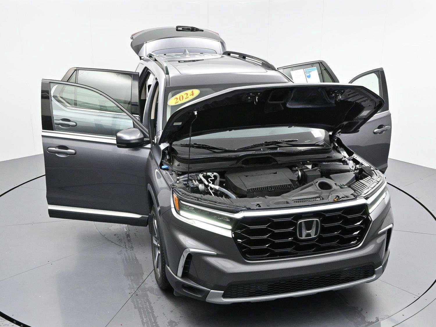 Used 2024 Gray Honda Touring image 48