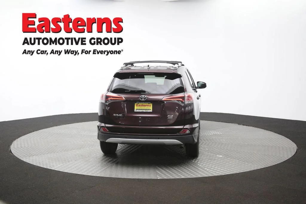 Used 2016 Black Toyota XLE image 39