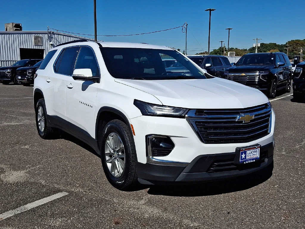 Used 2023 White Chevrolet LT image 2
