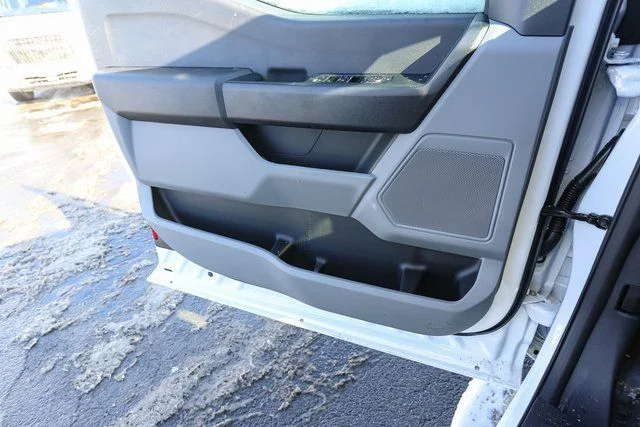 New 2026 Oxford White Ford XL image 32