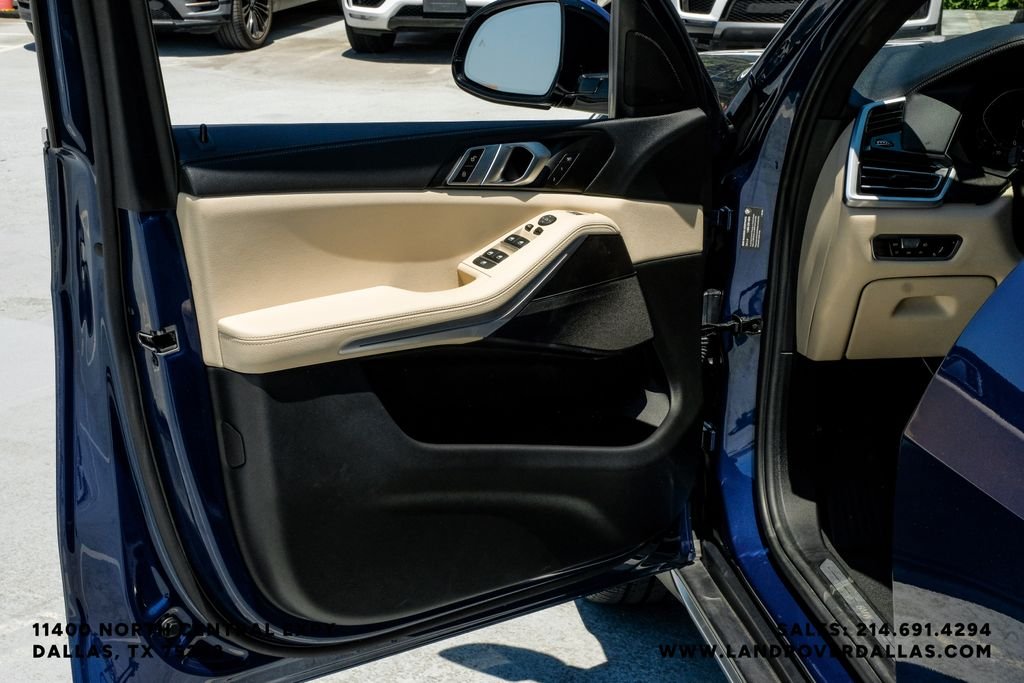 Used 2022 Blue Metallic BMW sDrive40i image 48