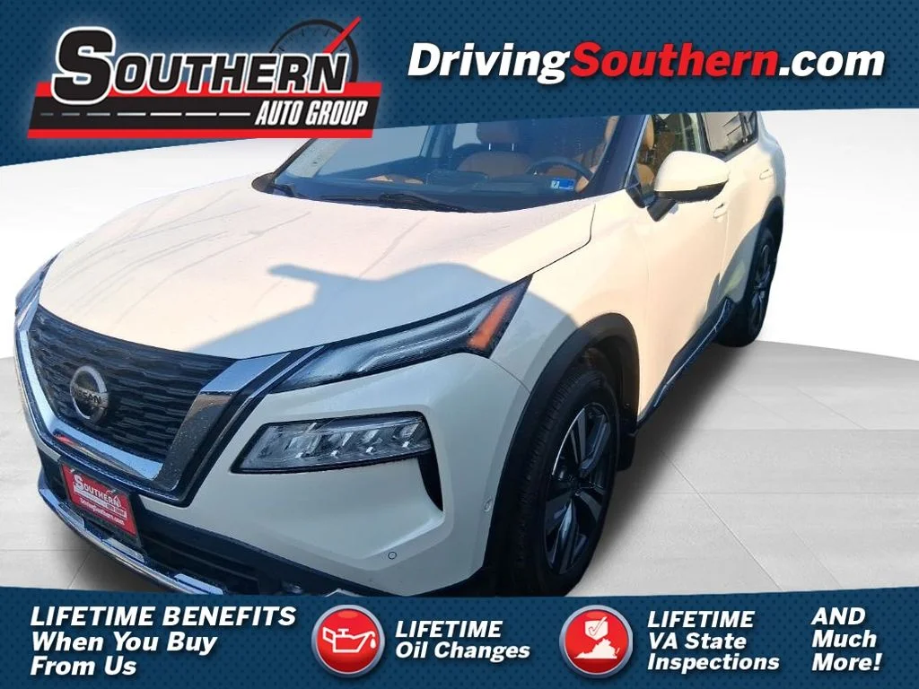 Used 2021 White Nissan Platinum image 1