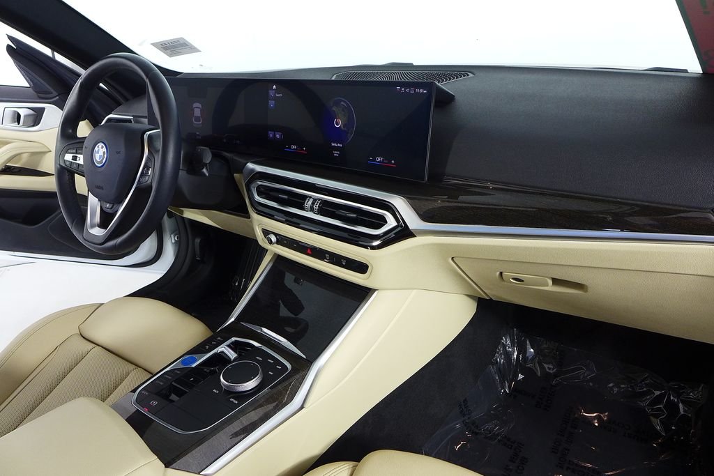 Used 2023 Alpine White BMW eDrive35 image 13