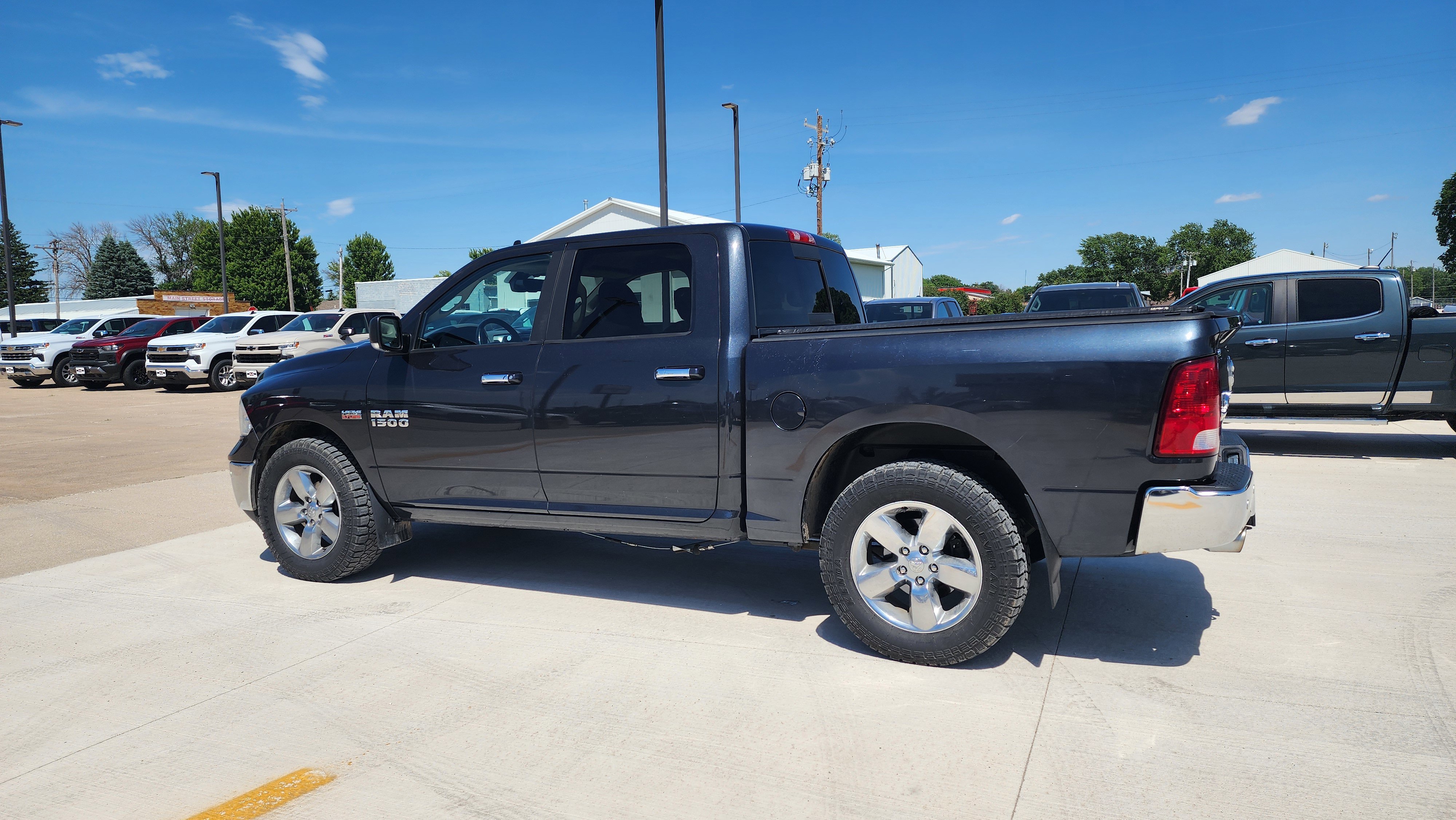Used 2017 Maximum Steel Metallic Clearcoat Ram Big Horn image 8
