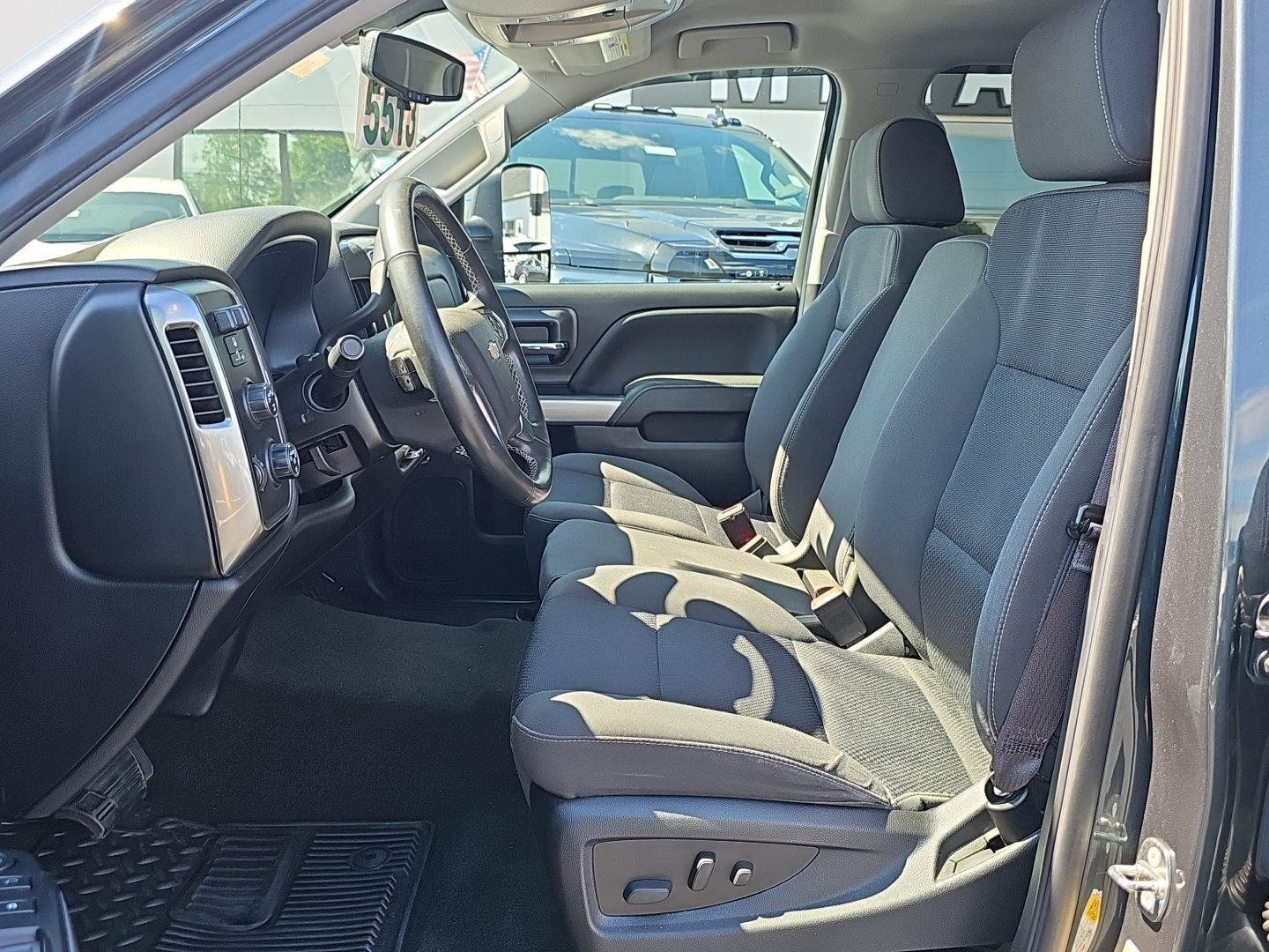 Used 2017 Graphite Metallic Chevrolet LT image 13