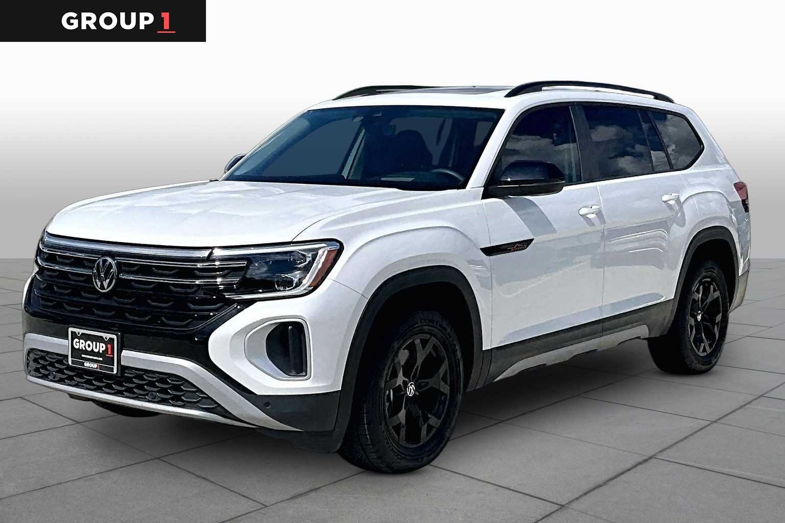 2024 Volkswagen Atlas 2.0T Peak Edition SEL