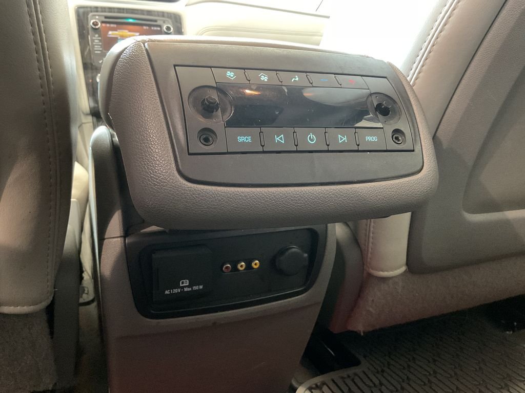 Used 2013 Gold Chevrolet LTZ image 33