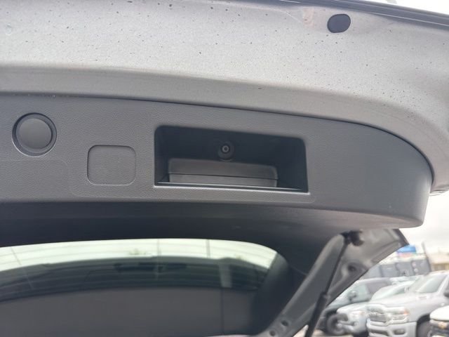 Used 2025 Gray Chevrolet LT image 31