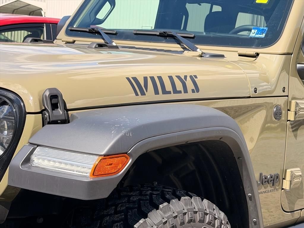 Used 2025 Green Jeep Willys image 6