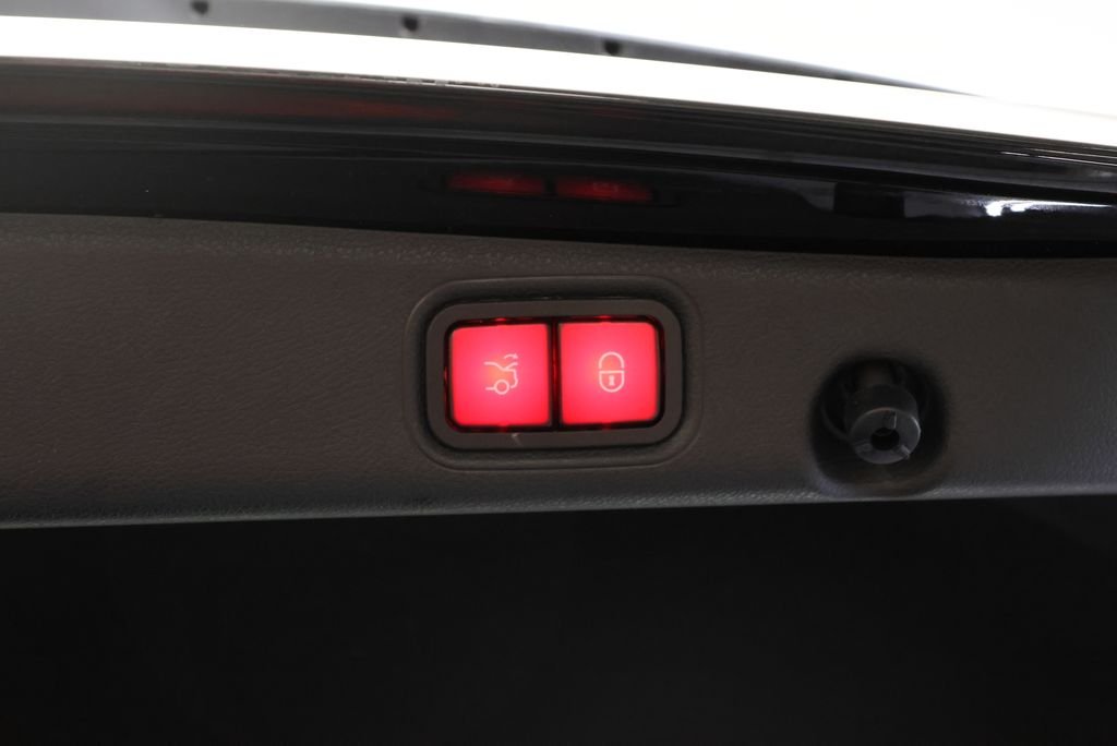 Certified Used 2022 Black Mercedes-Benz E 450 image 58