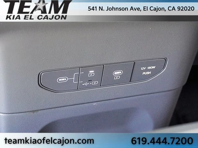 Used 2024 Black Kia Light Long Range image 31