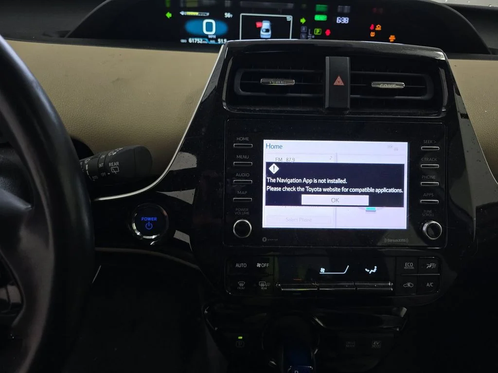 Certified Used 2022 Beige Toyota XLE image 9