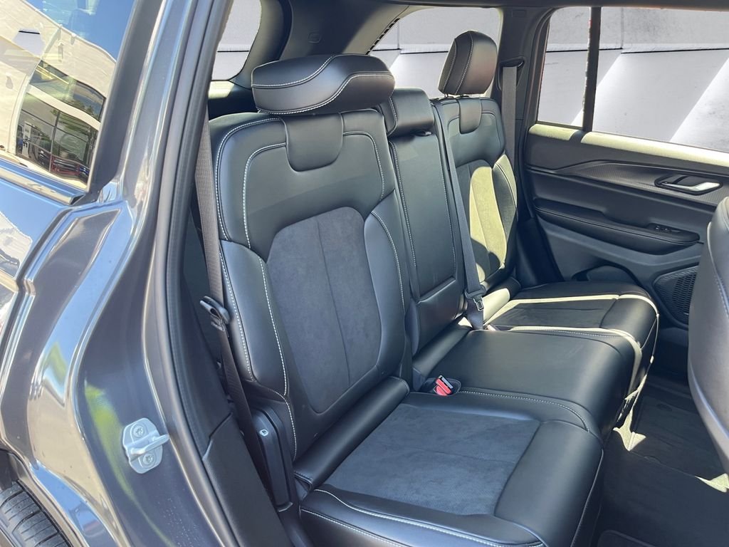 2025 Jeep Grand Cherokee Altitude - Photo 16