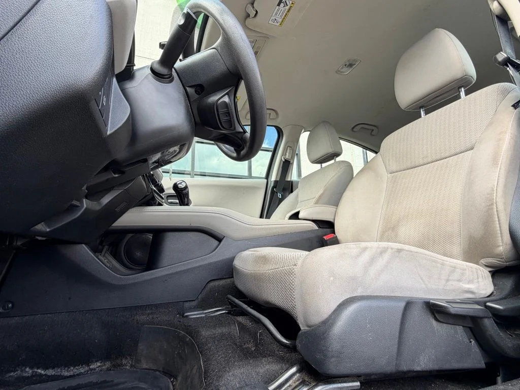 Used 2016 Blue Honda LX image 6