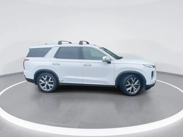 Used 2022 White Hyundai SEL image 8