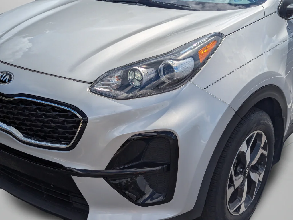 Used 2022 Silver Kia LX image 15