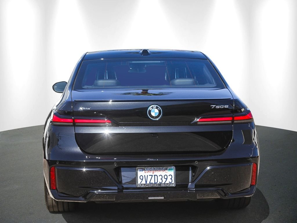 Used 2026 Black Sapphire Metallic BMW 750e xDrive image 5