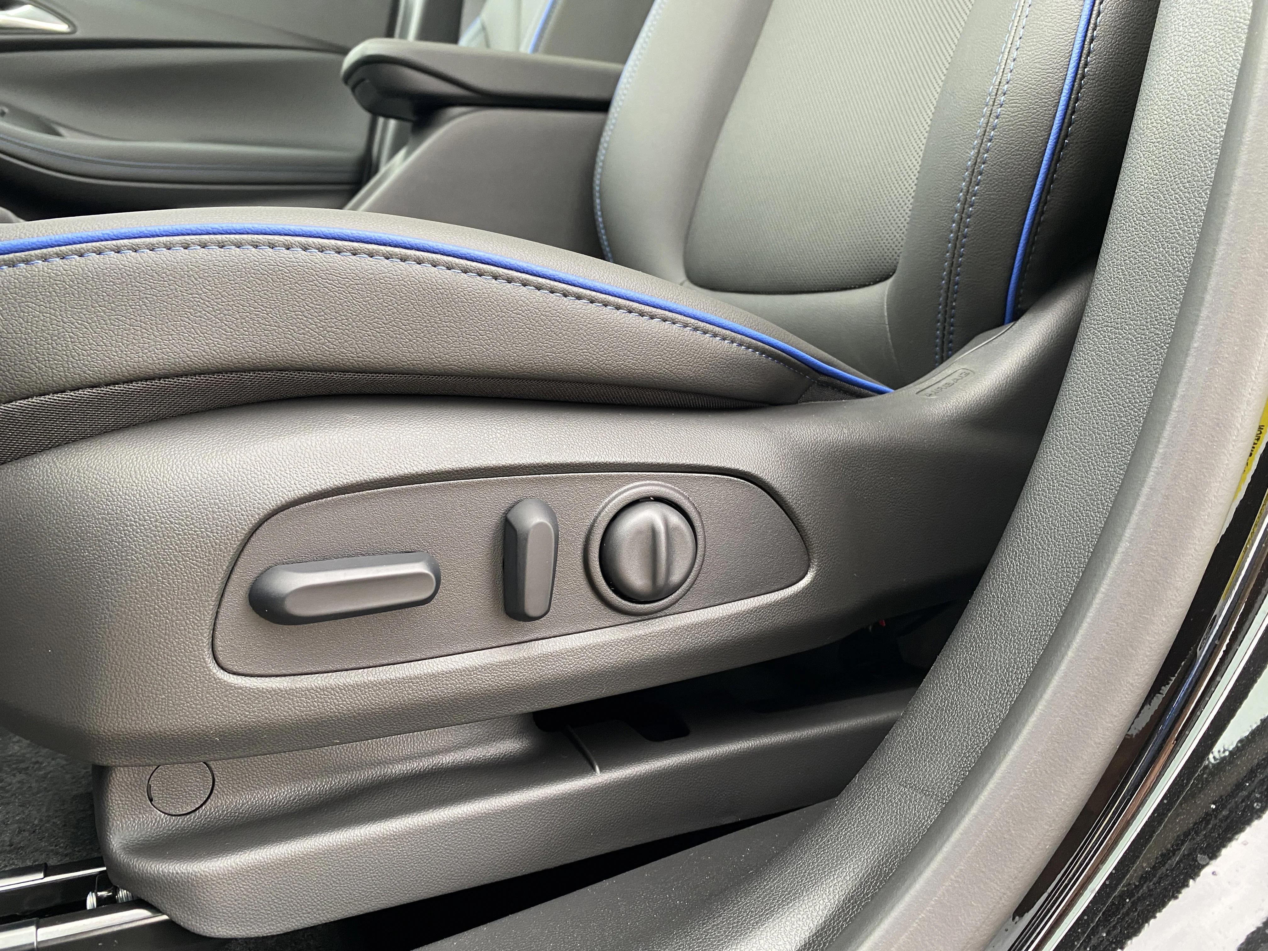 New 2026 EBONY TWILIGHT METALLIC Buick Sport Touring image 27