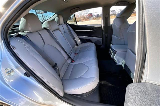 2021 Toyota Camry XLE - Photo 17