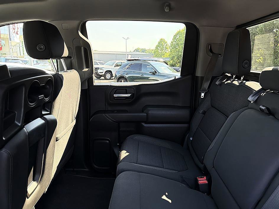 Used 2020 Shadow Gray Metallic Chevrolet LT image 21