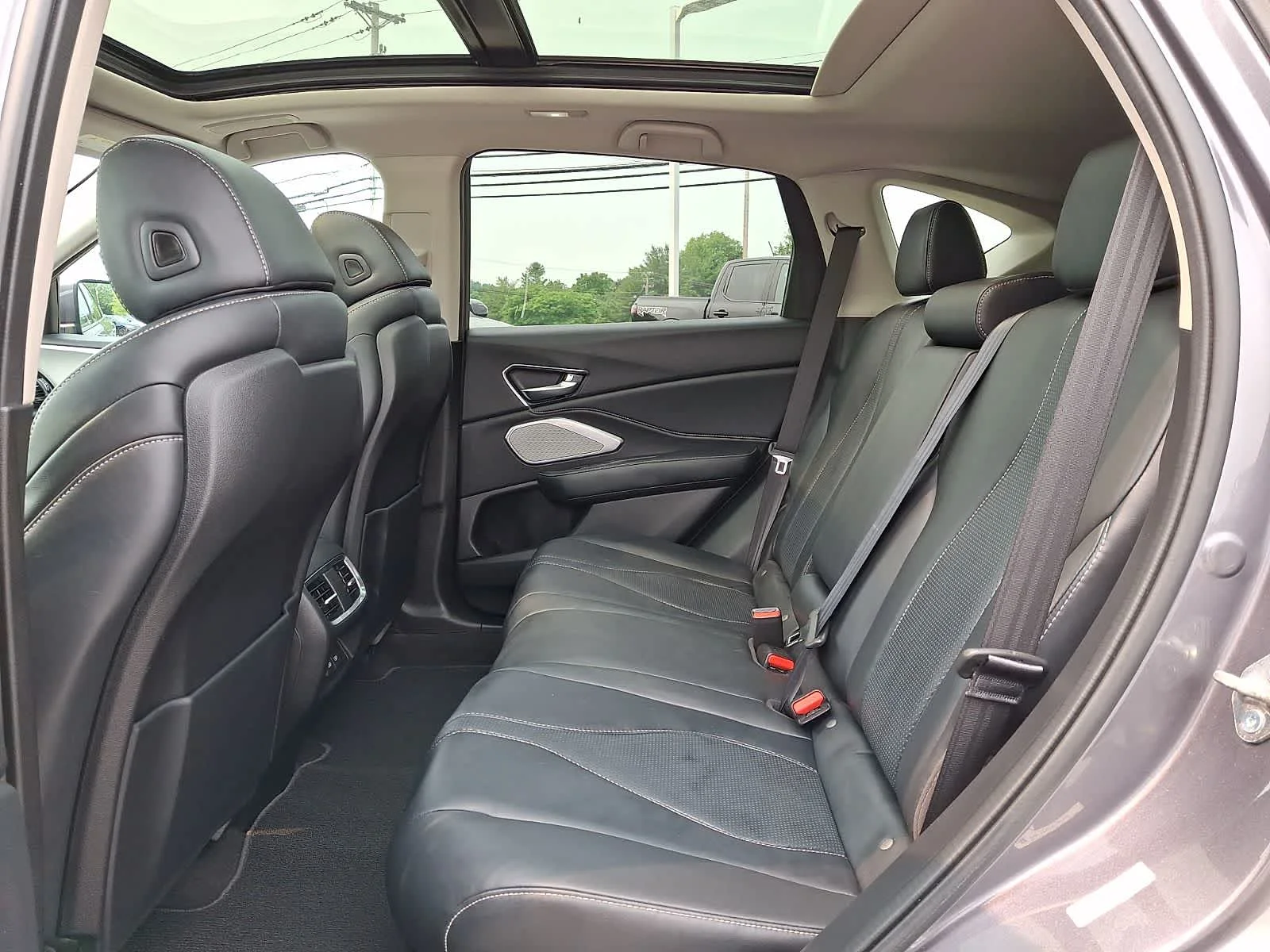 Used 2020 Modern Steel Metallic Acura w/Technology Pkg image 11