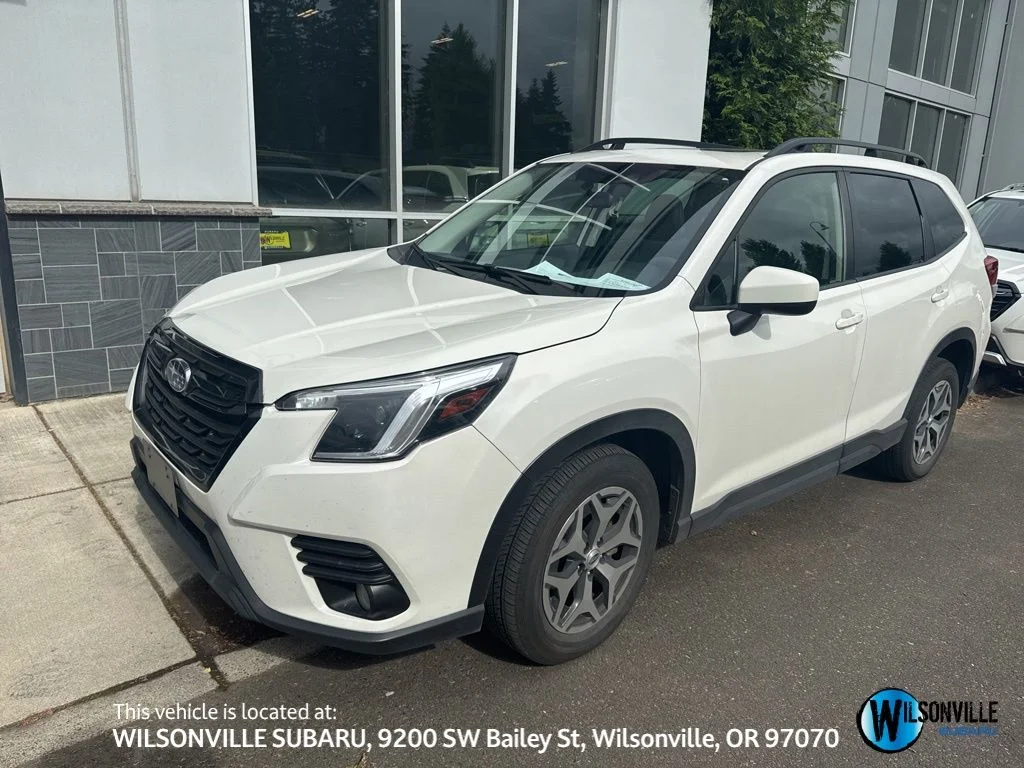 2023 Subaru Forester Premium's photo