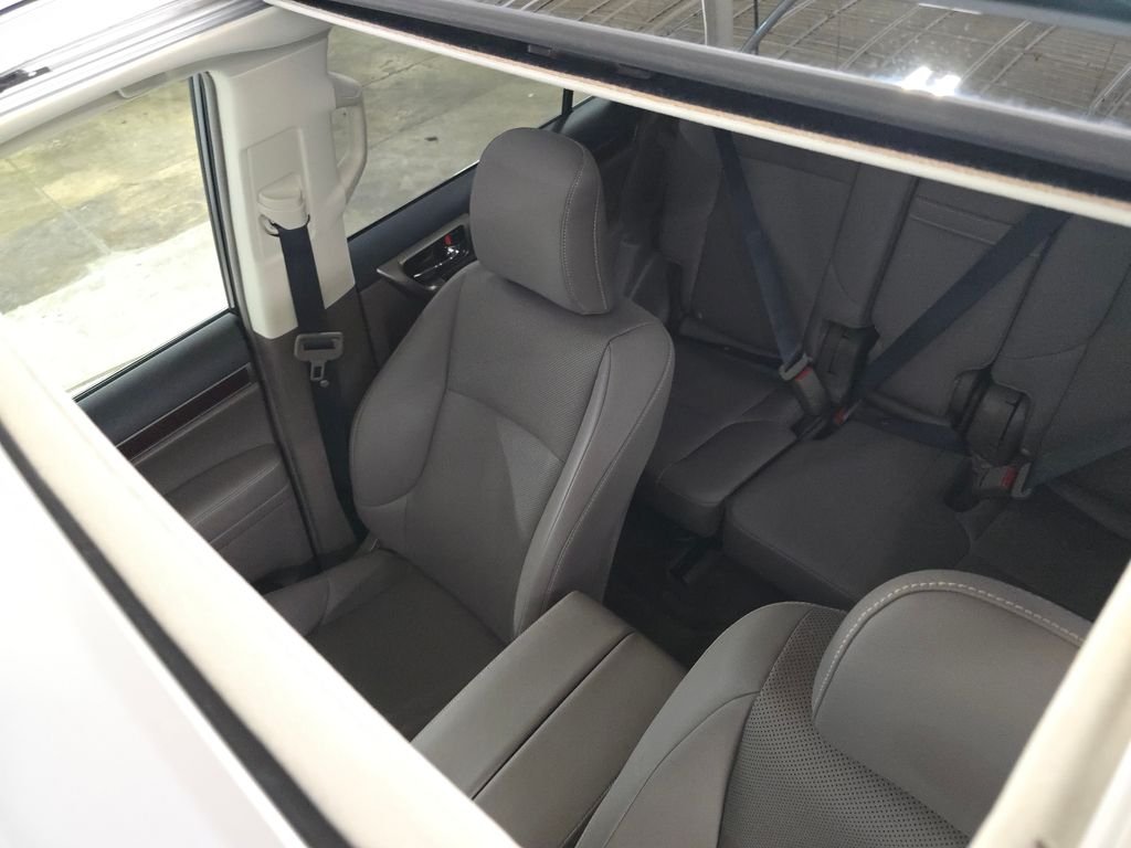 Used 2019  Lexus 460 image 21