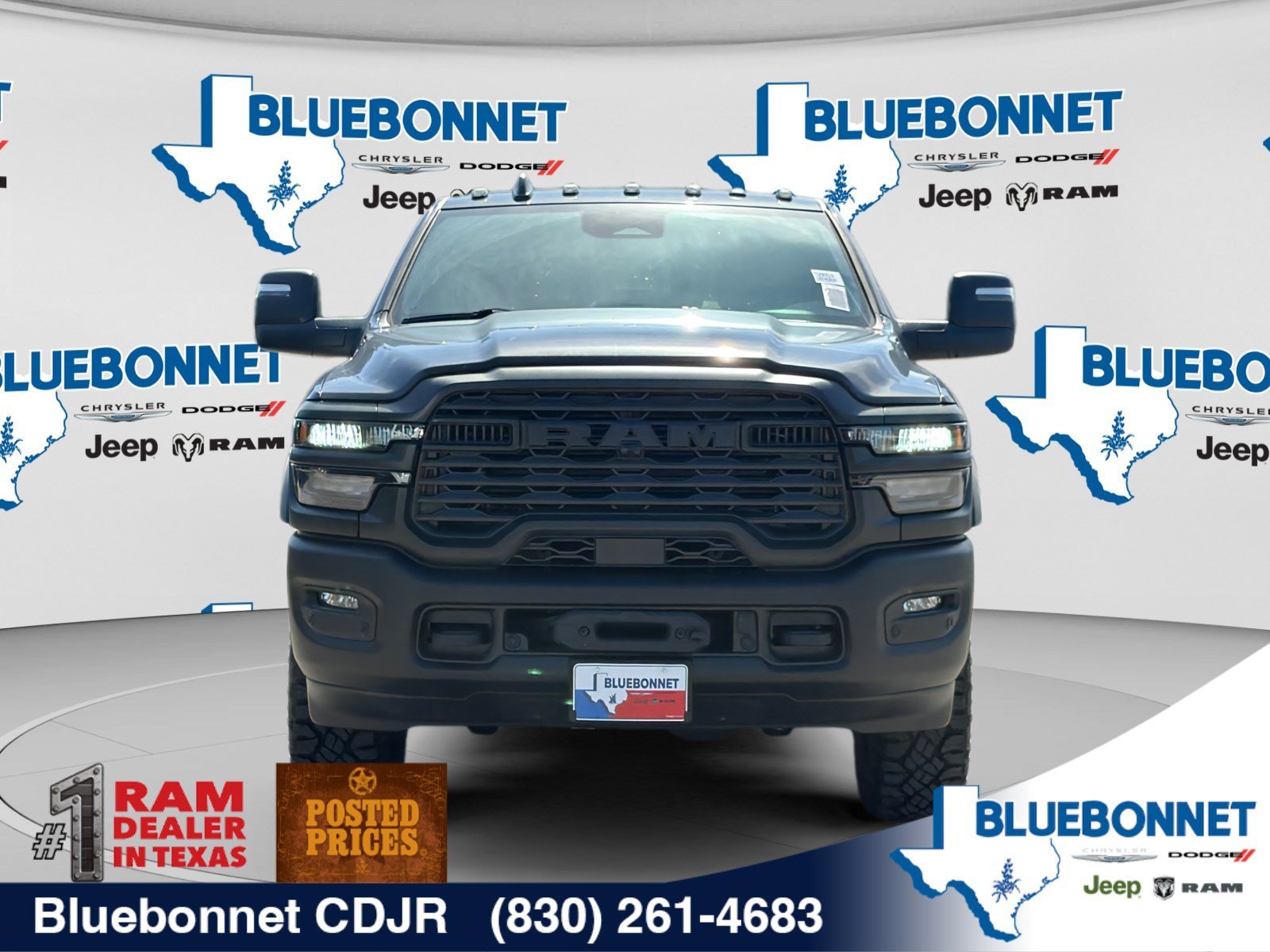 New 2026 Diamond Black Crystal Pearl-Coat Exterior Paint RAM Tradesman image 2