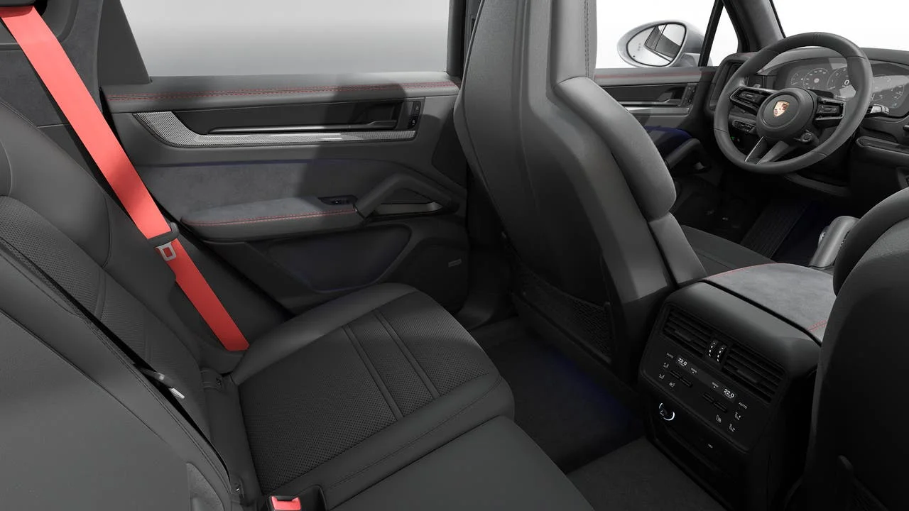 2026 Porsche Cayenne GTS - Photo 14