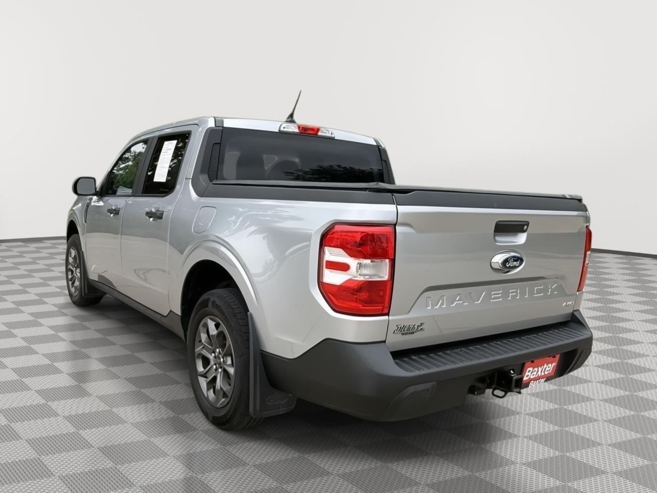 Certified Used 2024 Iconic Silver Metallic Ford XLT image 5
