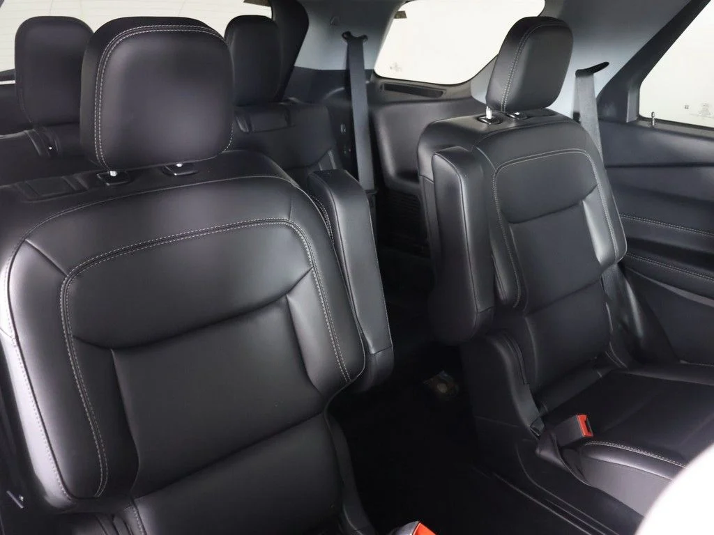 Used 2023 Blue Ford XLT image 32