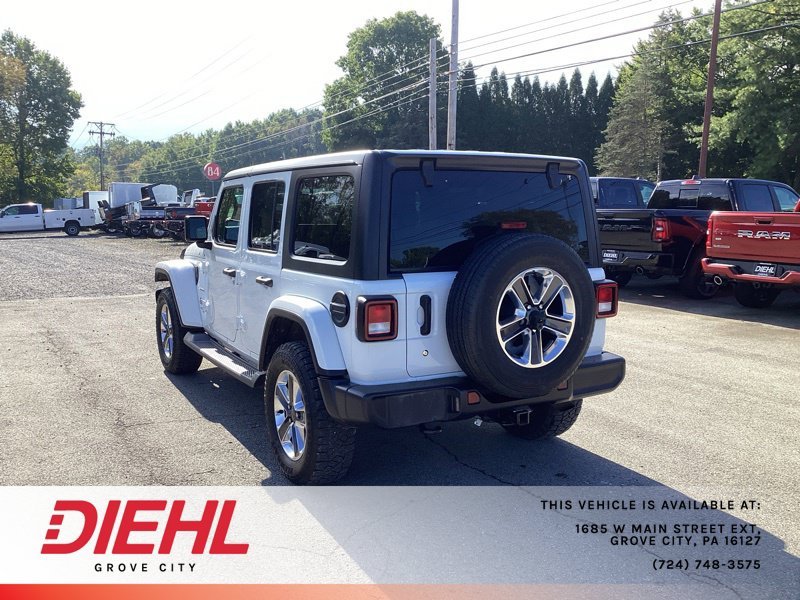 Used 2019 White Jeep Unlimited Sahara image 5