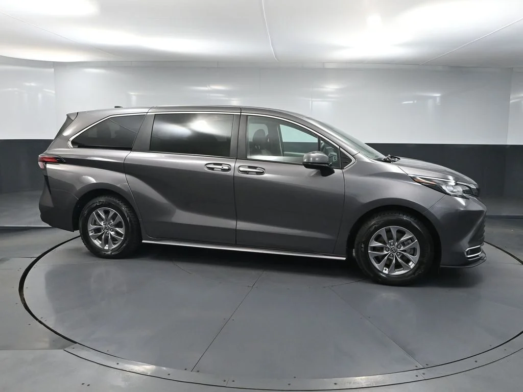 Certified Used 2022 Gray Toyota XLE image 4