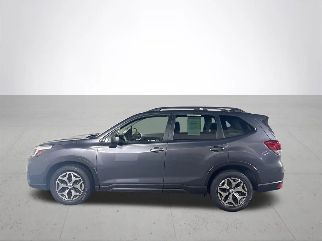Used 2020 Gray Subaru Premium image 9