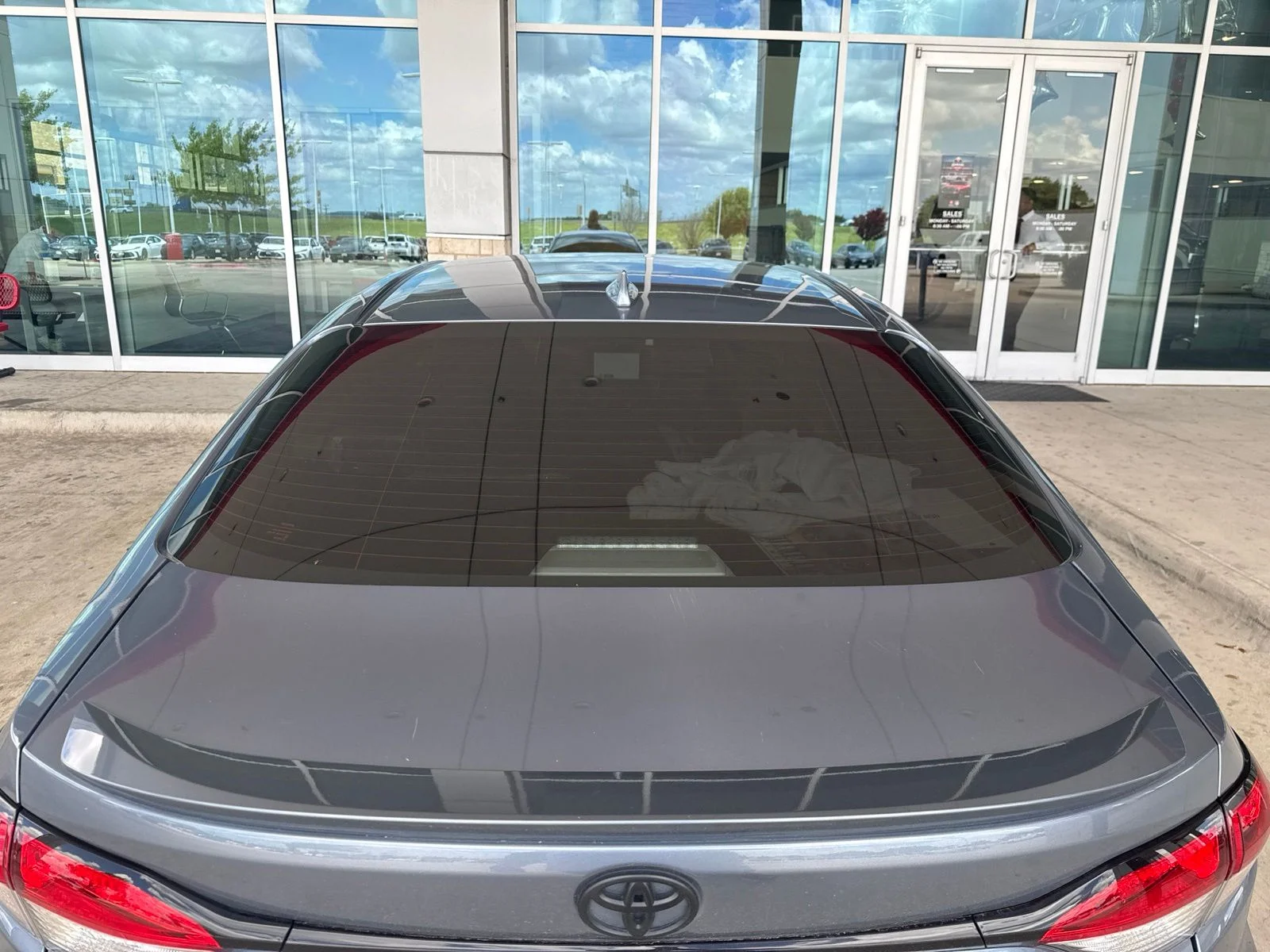 Used 2025  Toyota SE image 15