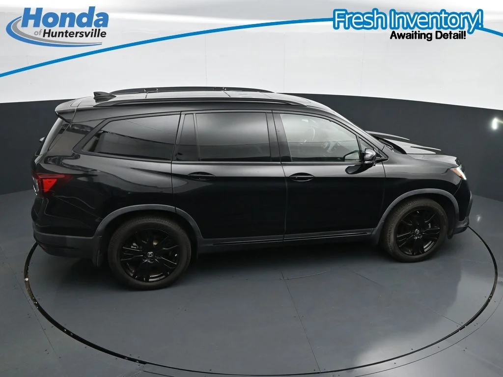 Used 2022 Crystal Black Pearl Honda Black Edition image 23
