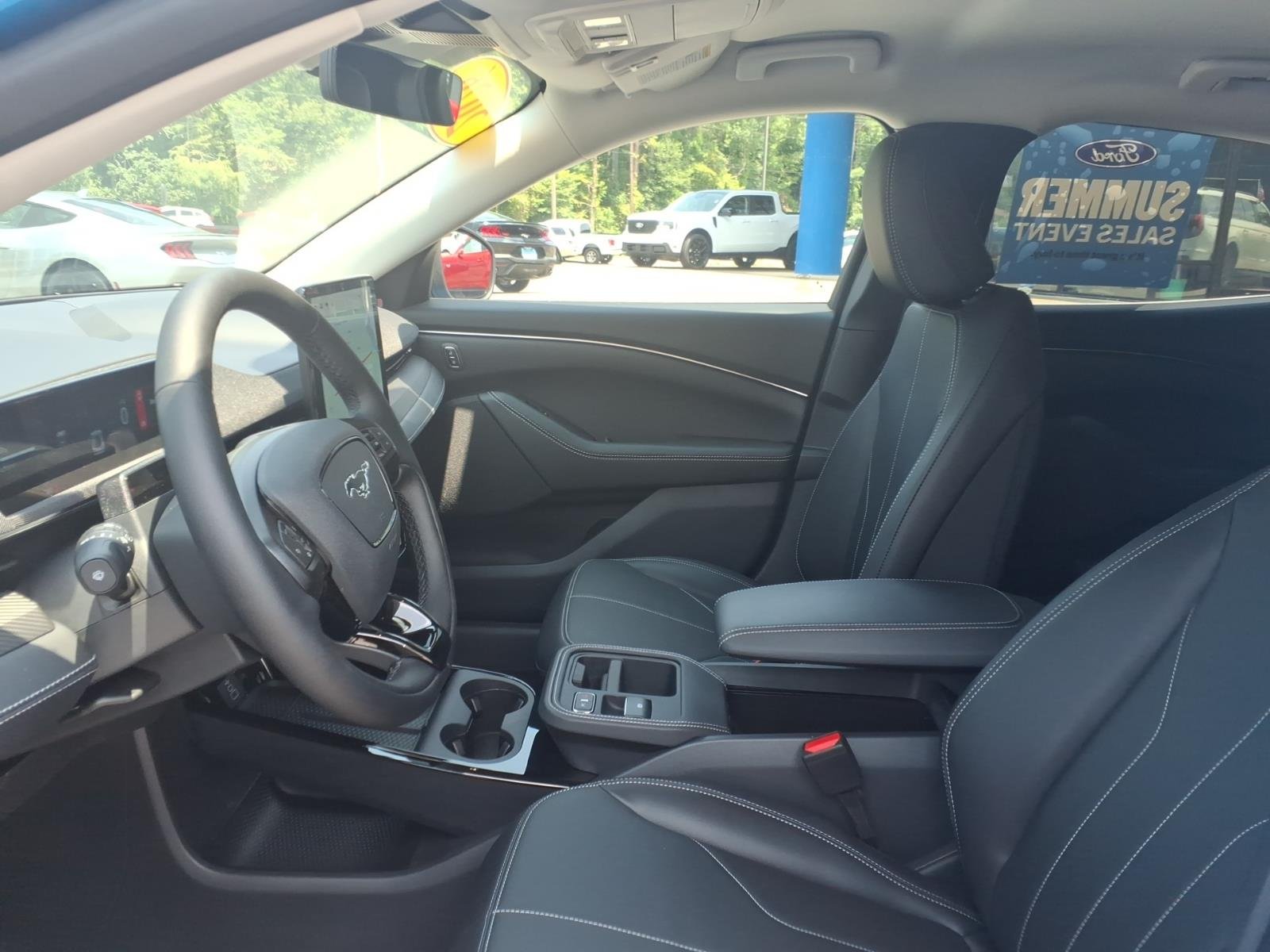 New 2026 Velocity Blue Metallic Ford Select image 8