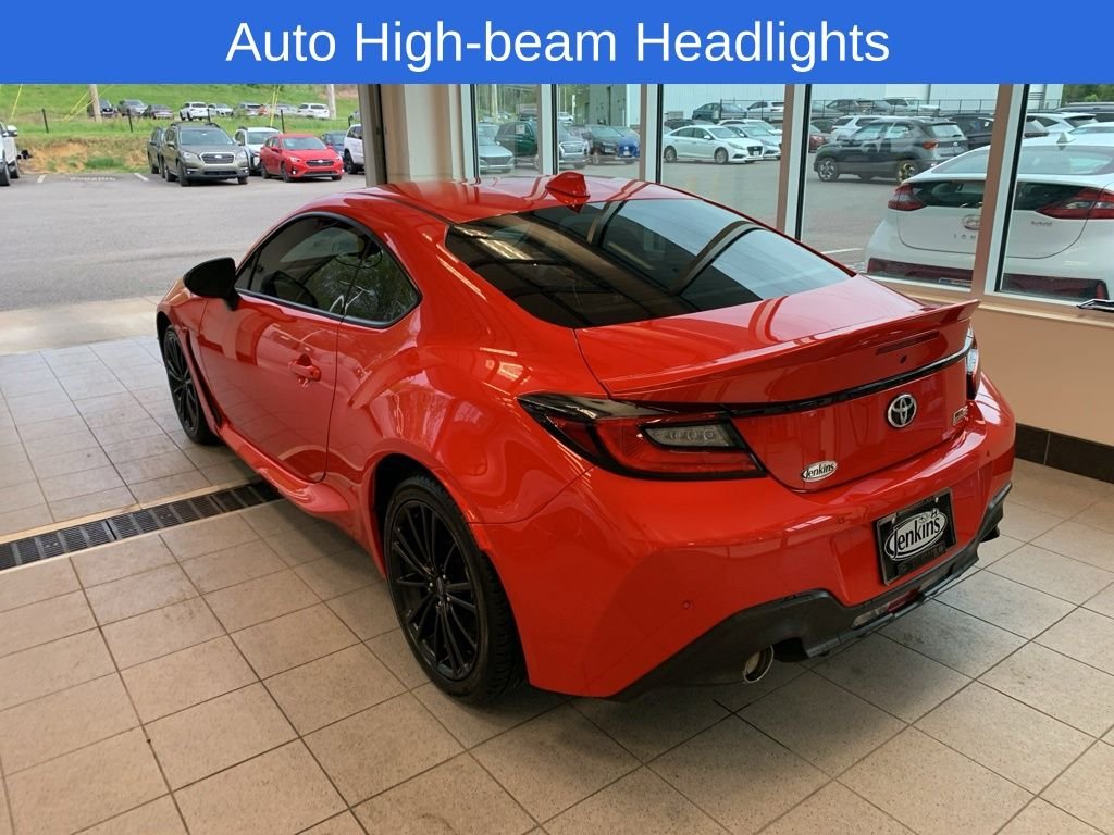 2022 Toyota GR86 Premium - Photo 10